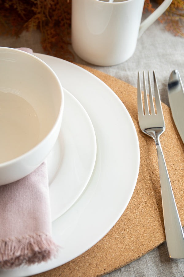 Mikasa Egret 12-Piece China Dinner Set, White image 5