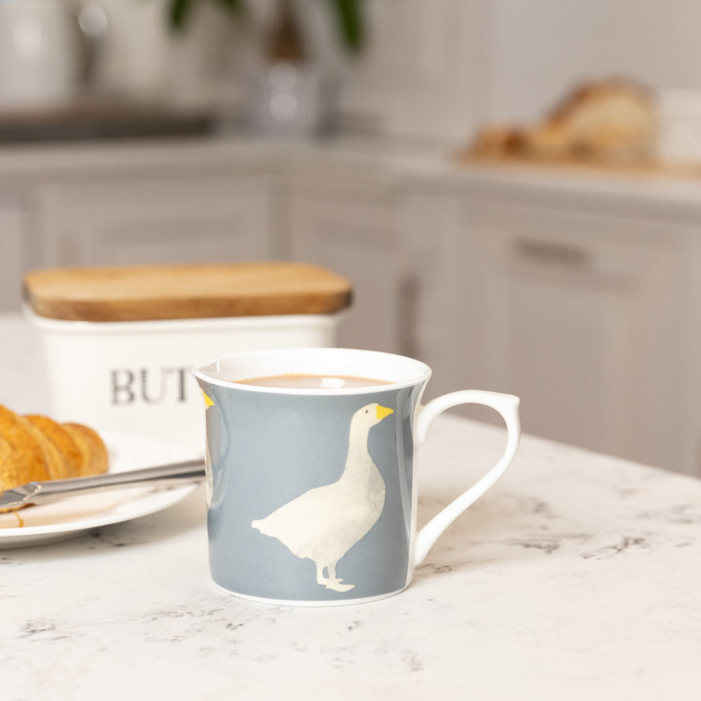 Set of 4 KitchenCraft Fluted China Goose Mugs