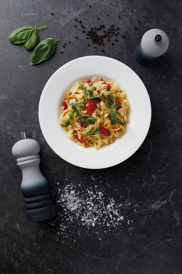 MasterClass Salt or Pepper Mill (17cm) - Grey Ombre image 5