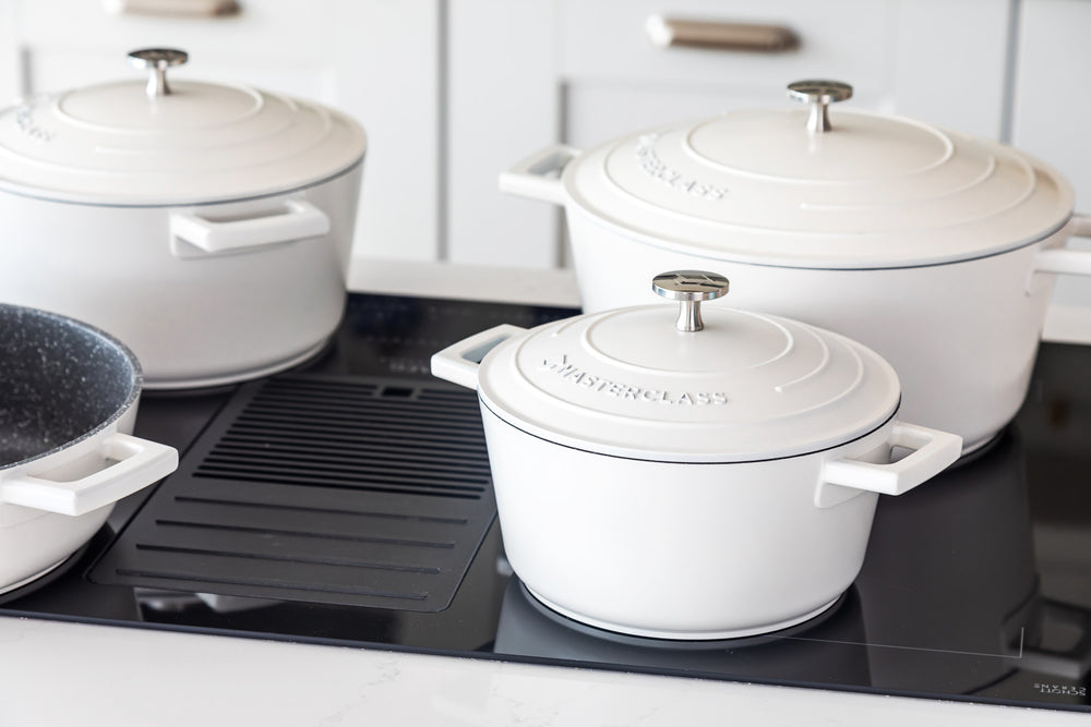 MasterClass Cream Cast Aluminium Casserole Dish, 2.5L