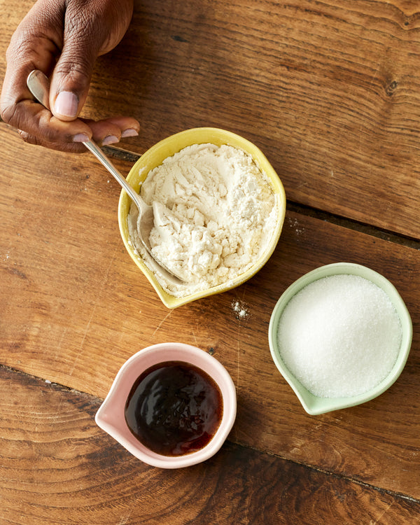 Jamie Oliver Big Love Pinch-Me Pots, Set of 3, 1, ½, ¼ cups image 11