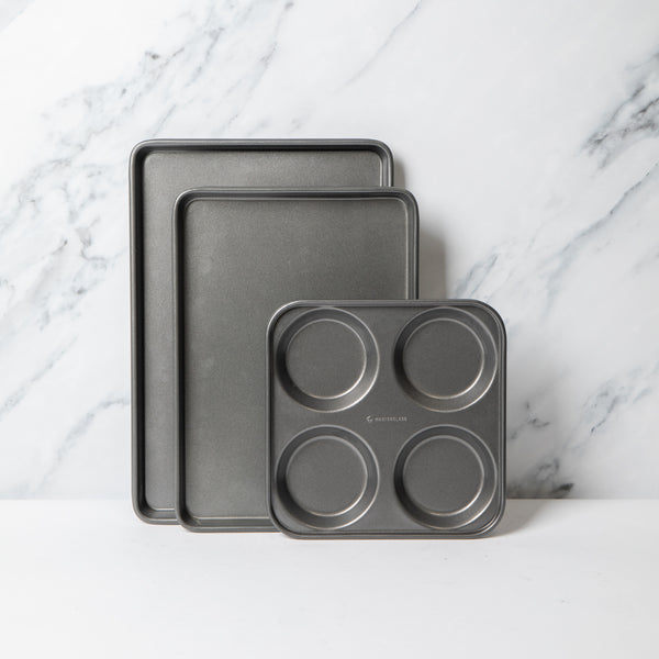 3pc Non-Stick Bakeware Set with 2x Baking Trays and 4-Hole Yorkshire Pudding Pan image 2