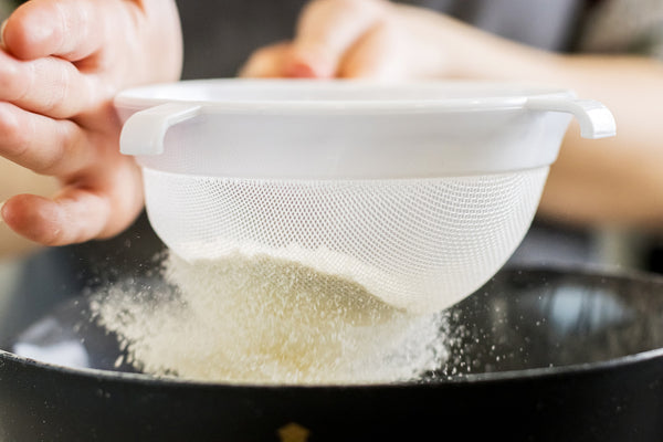 KitchenCraft Plastic 12cm Sieve image 2