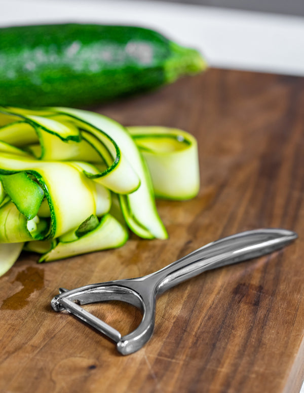 MasterClass Cast Heavy Duty 'Y' Shaped Peeler image 7