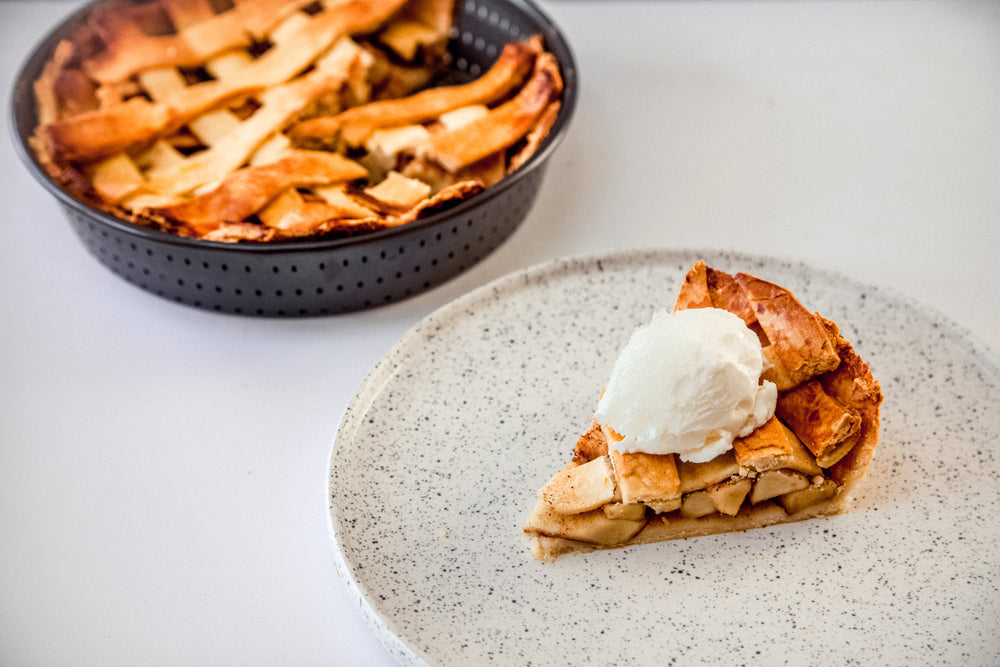 MasterClass Crusty Bake Non-Stick Deep Pie Pan / Tart Tin, 23cm