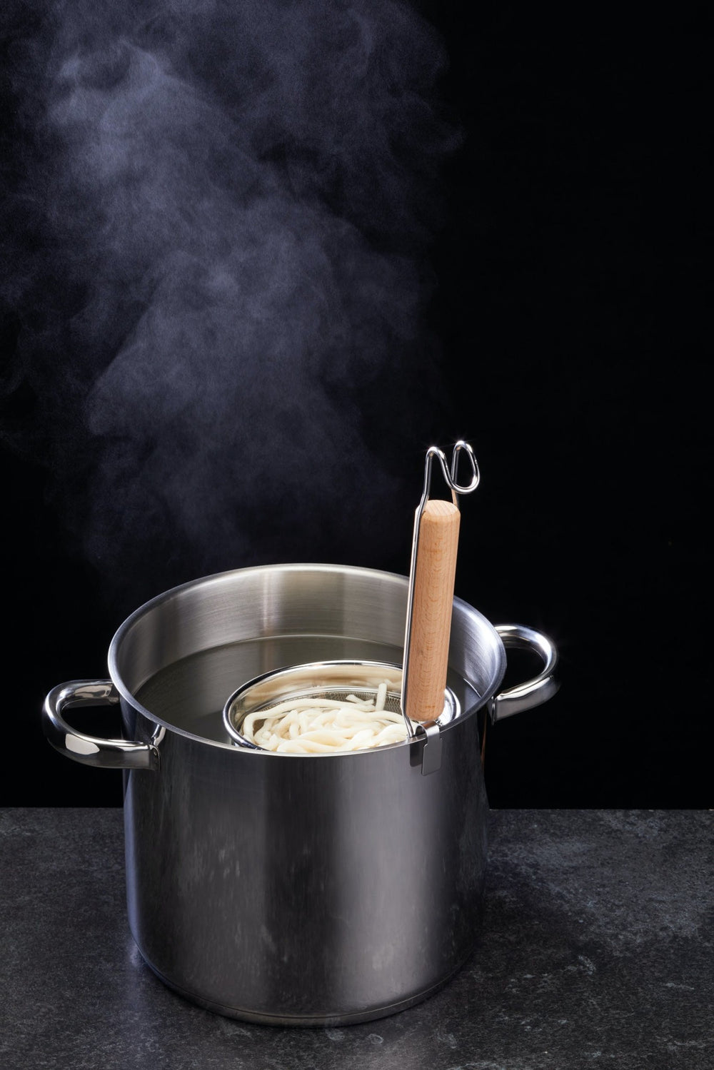 KitchenCraft World of Flavours Strainer