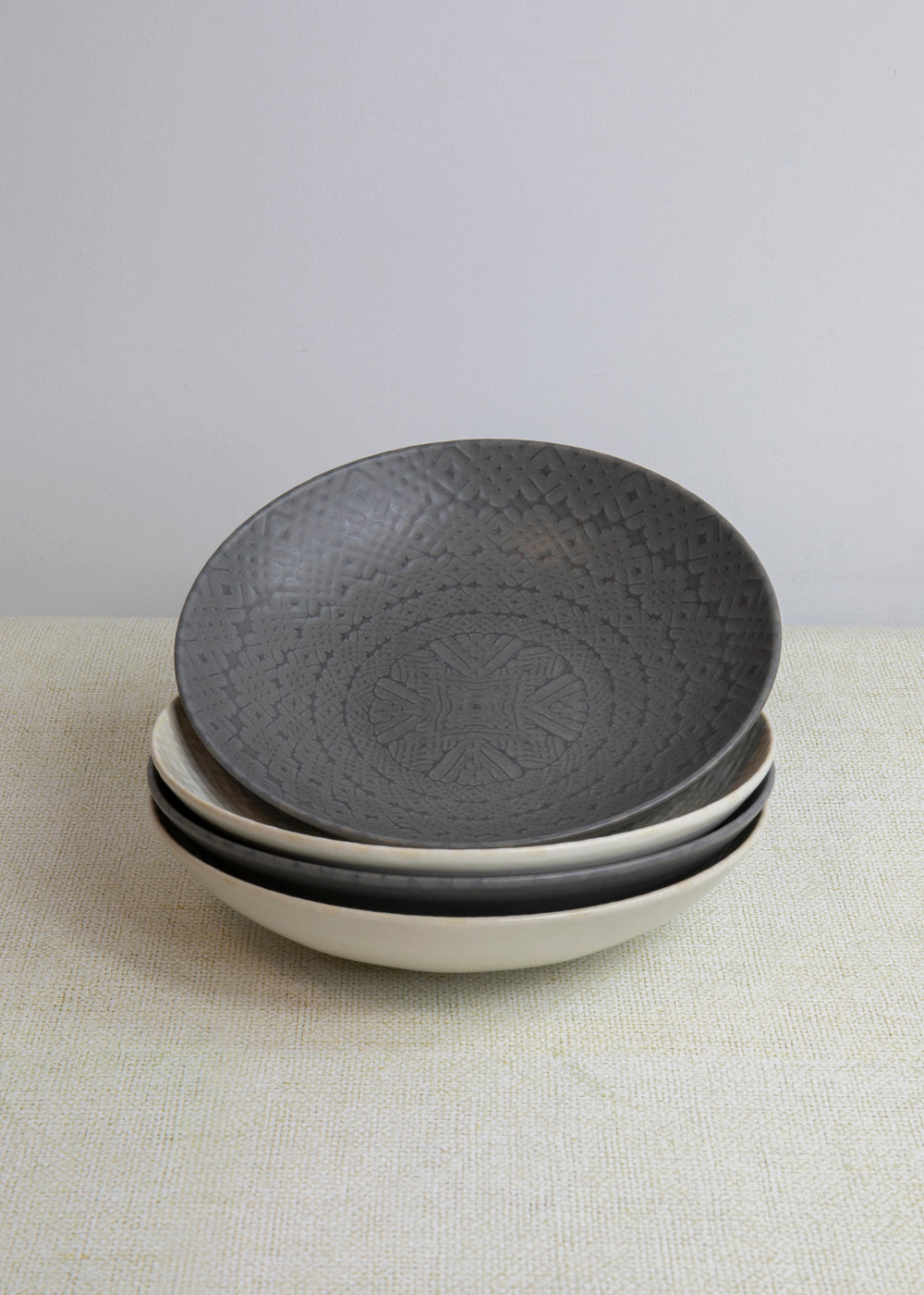 KitchenCraft Set of 4 Pasta Bowls in Gift Box, Lead-Free Glazed Stoneware - Embossed Grey