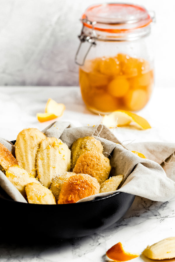 Maxwell & Williams Caviar Oval Bowl, 30cm image 2