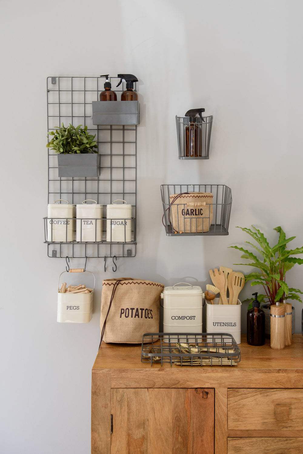 KitchenCraft Living Nostalgia Large Wire Storage Basket