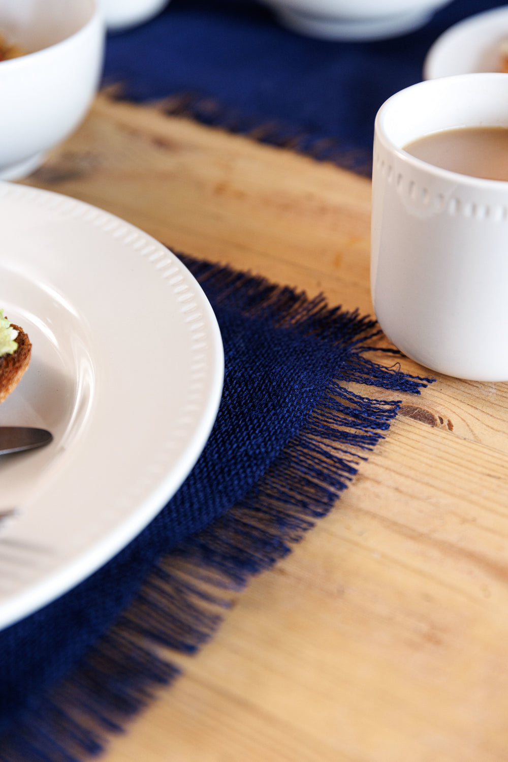 Mikasa Rectangle Jute Placemats, Set of 2, Navy, 45 x 35cm