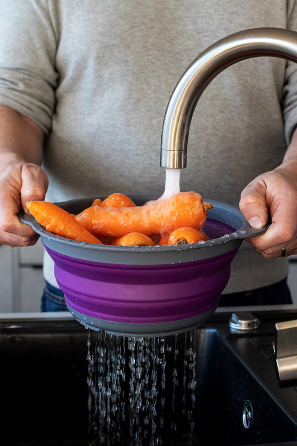 Colourworks Purple Collapsible Colander with Handles image 2