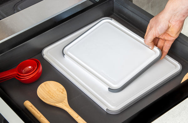 KitchenAid Classic 2pc Polypropylene Chopping Board Set,  20 x 25cm, 35 x 28cm image 5