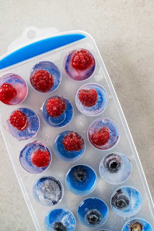 Colourworks Blue Pop Out Flexible Ice Cube Tray image 7