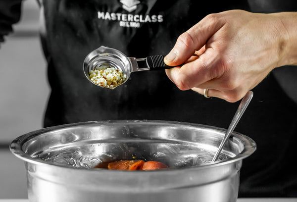 MasterClass All in 1 Measuring Spoon, Stainless Steel, Includes ½ Teaspoon to 1 Tablespoon Measures image 14