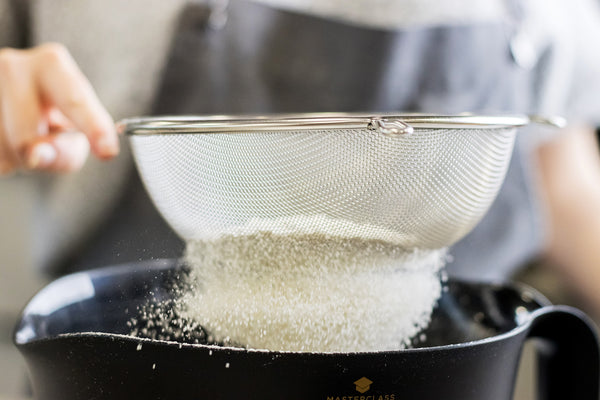 KitchenCraft Tinned 20cm Round Sieve image 2