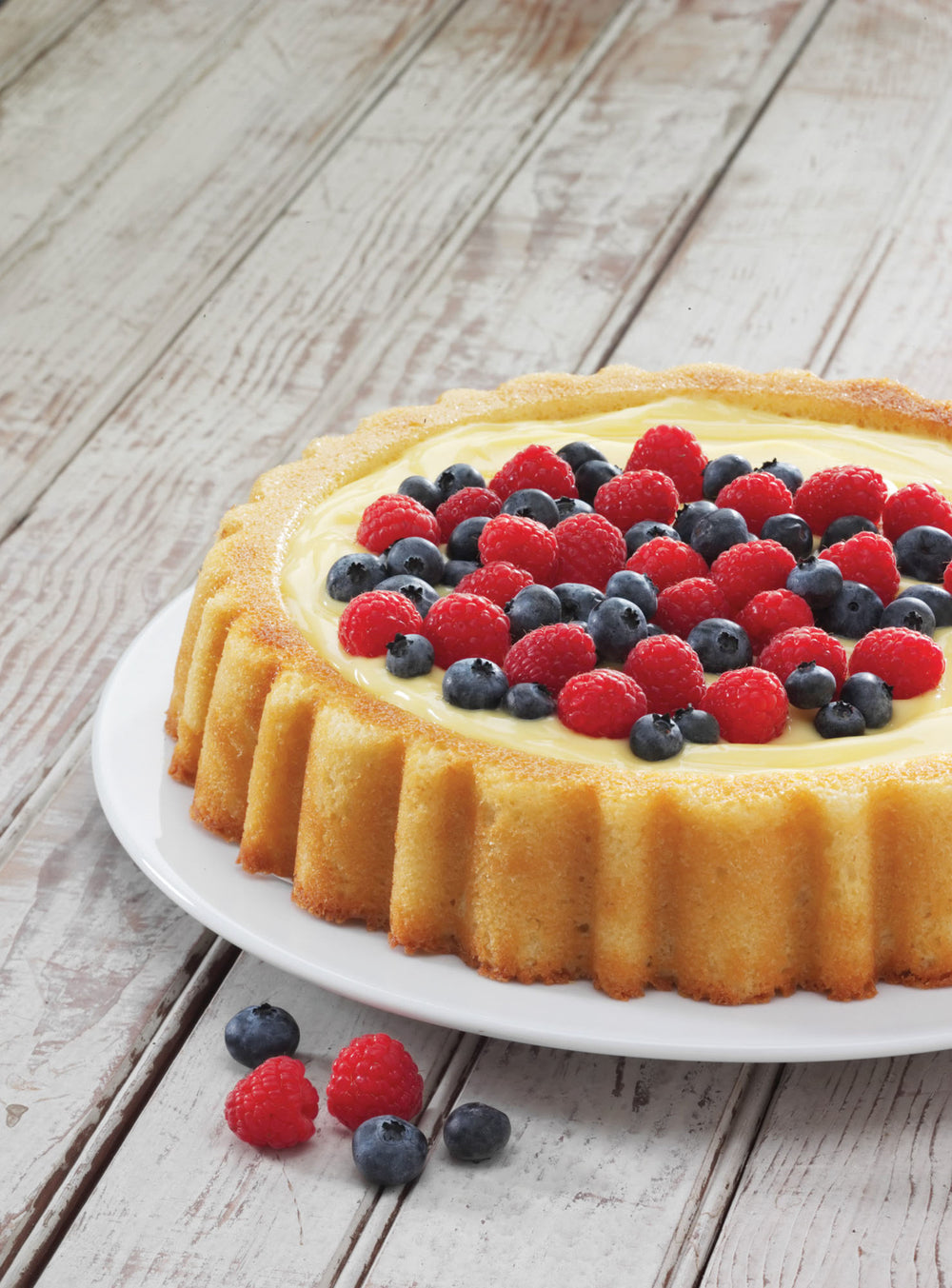 Chicago Metallic Non-Stick Mary Ann Cake Pan