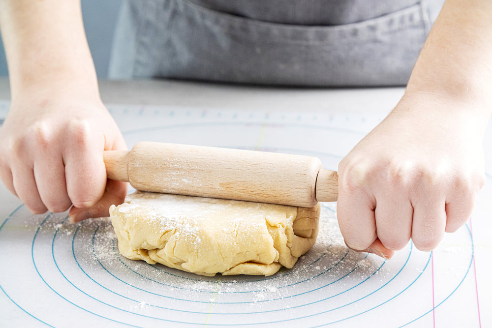 KitchenCraft Beech Wood Mini 23cm Rolling Pin