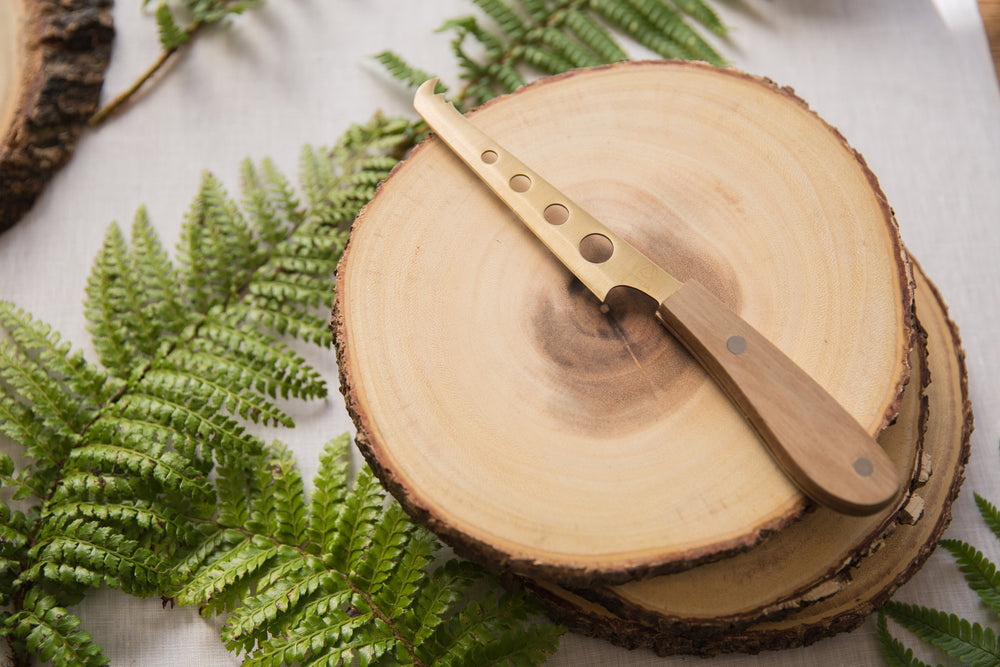 Artesà Rustic Small Wooden Serving Board