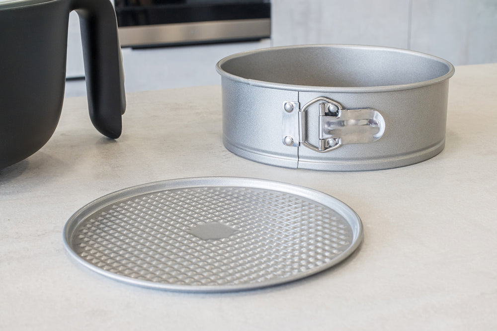 KitchenCraft Non-Stick Loose Base Springform Cake Pan, 20cm