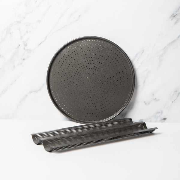 2pc Crusty Bake Non-Stick Baking Tray Set with 32cm Pizza Crisper and 39cm Baguette Tray image 2