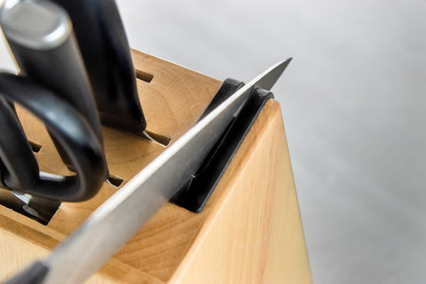 KitchenAid Classic 6-Piece Knife Set with Block, Sharp High-Carbon Japanese Steel Kitchen Knives and Birch Holder image 5