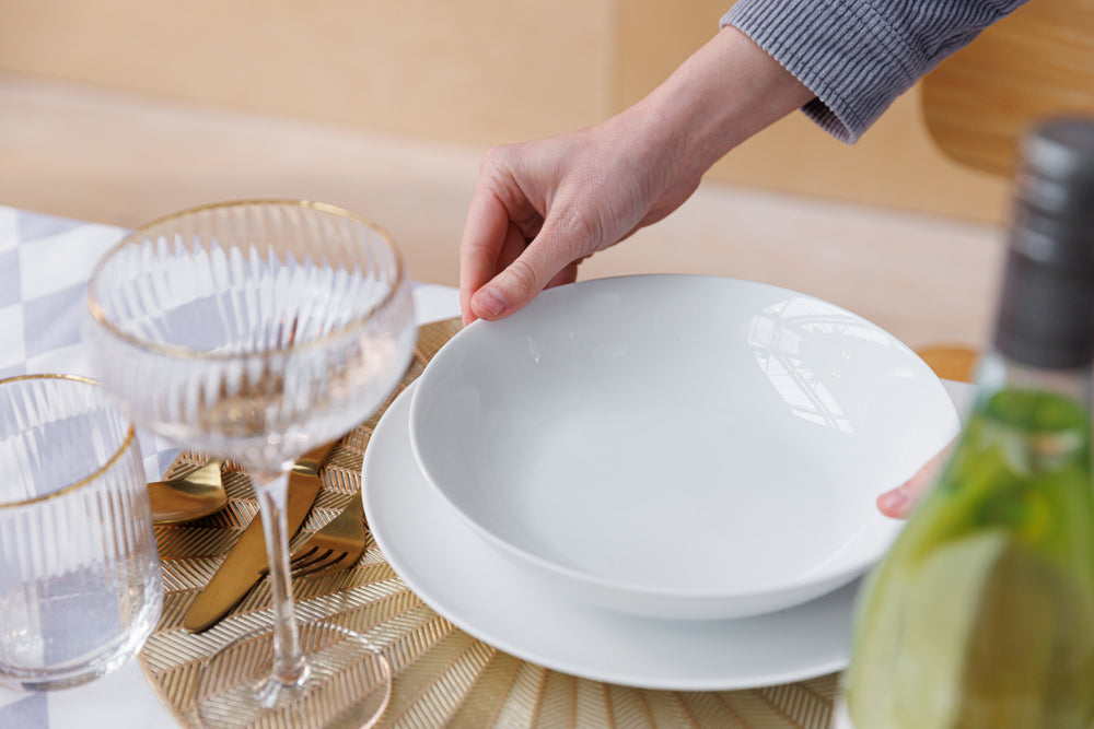 Mikasa Chalk Porcelain Pasta Bowls, Set of 4, 23cm, White image 1