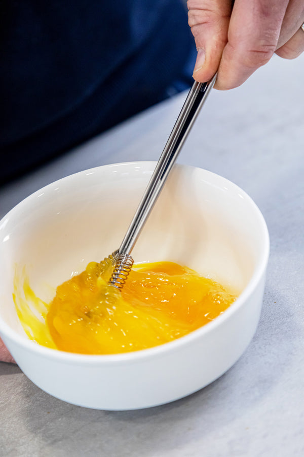 KitchenCraft Stainless Steel 20cm Magic Whisk image 4