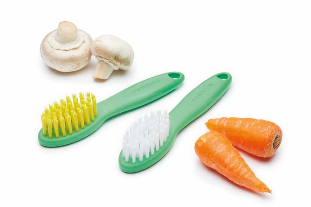 Farberware Fresh Vegetable Brush / Mushroom Cleaning Brush Set, 13.5 cm - Green (2 Pieces) image 1