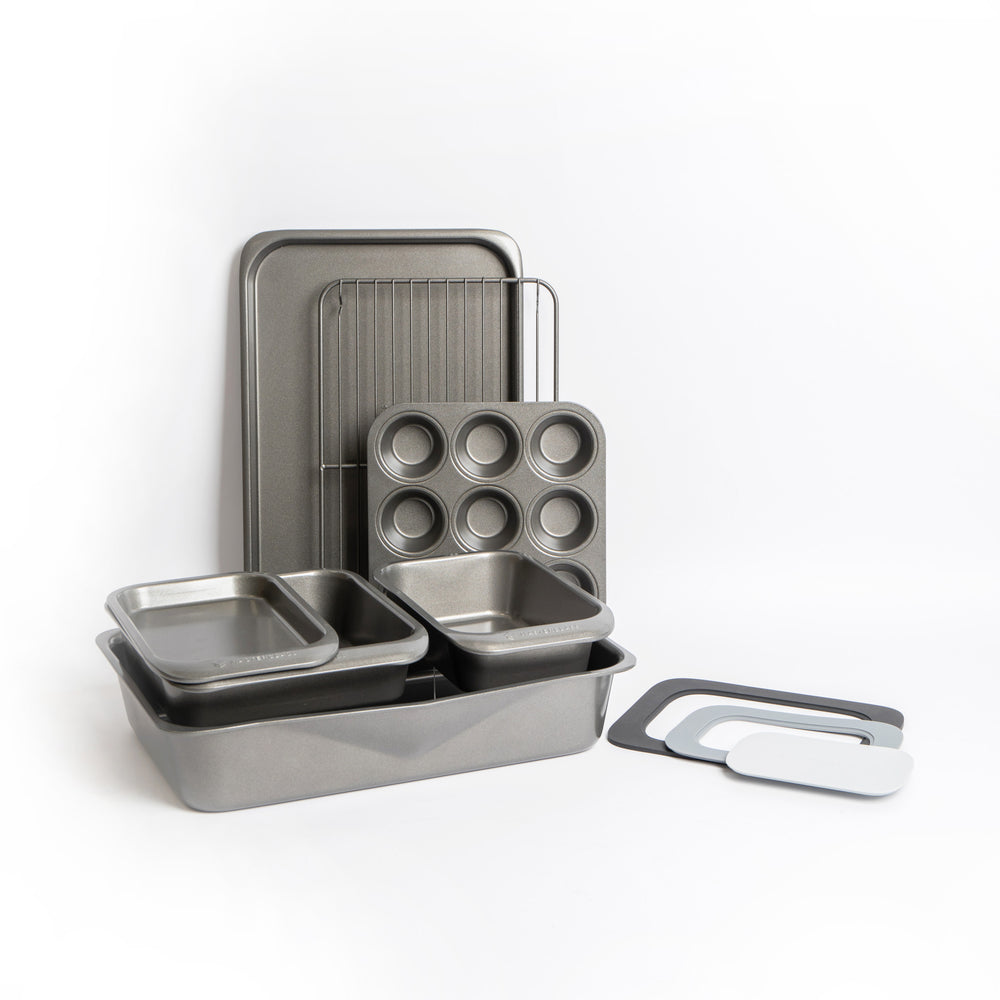 MasterClass Set of Gift-Boxed Smart Space Stacking Non-Stick Bakeware Set 7 Piece, Three-in-One Trivet Set image 1