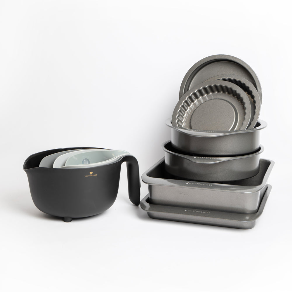 MasterClass Set of GIft-Boxed Smart Space Stacking Non-Stick Cake Baking Set 7 Piece, Smart Space Four Piece Bowl Set image 1