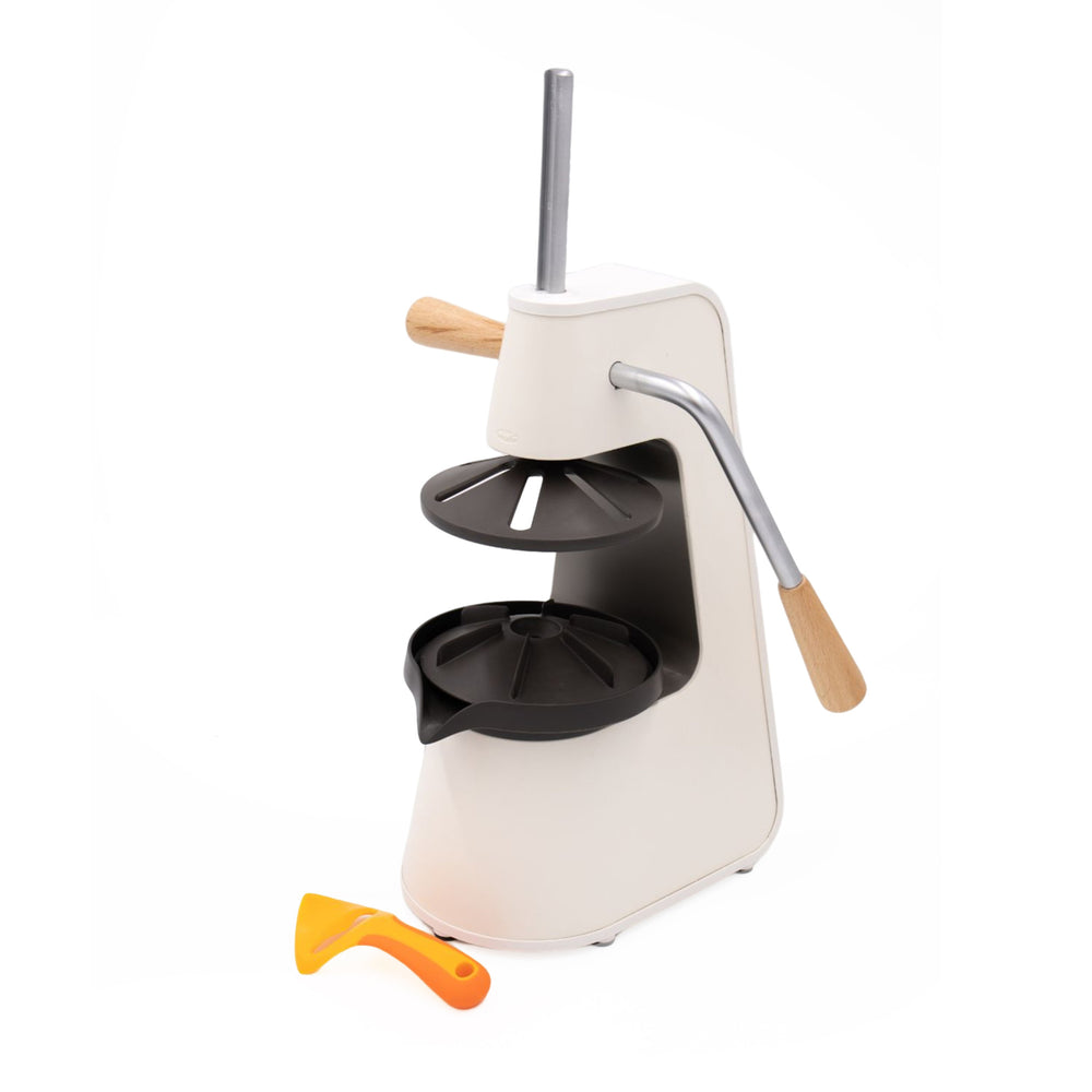 Chef'n Citrus Press and Orange Peeler Set image 1