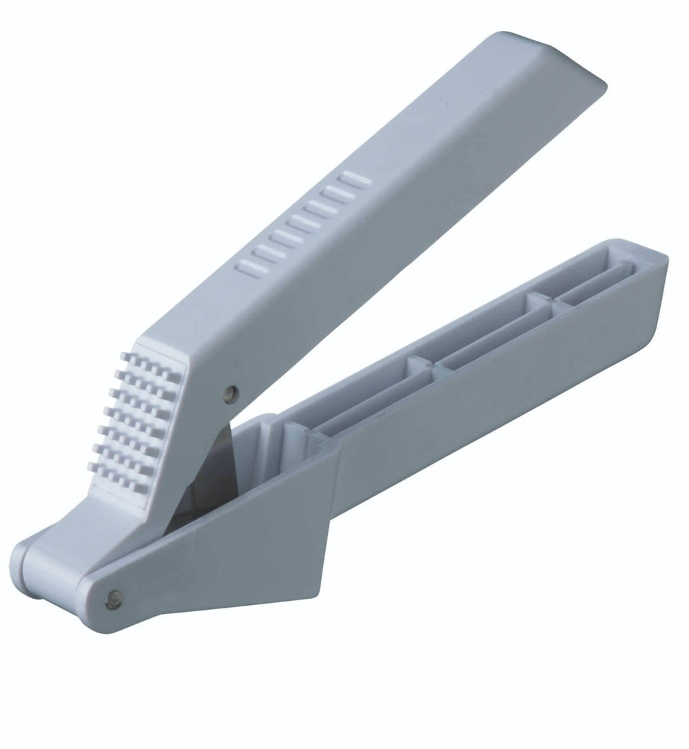 KitchenCraft Plastic Garlic Press image 1