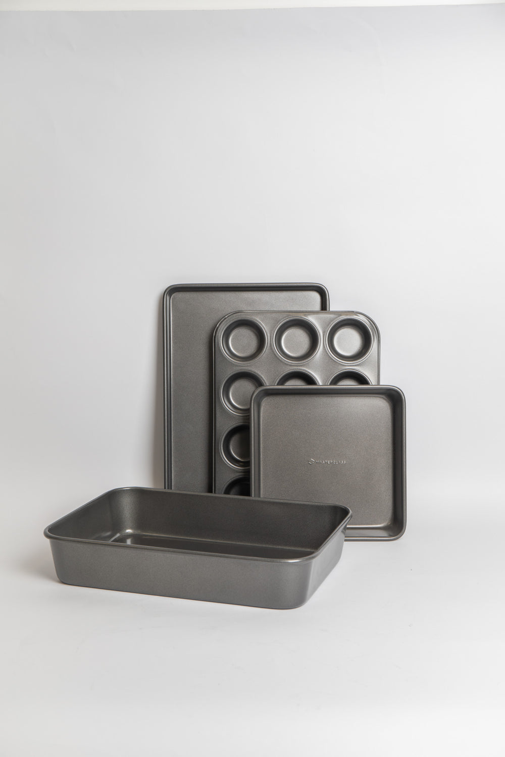 MasterClass Set of Non-Stick Large Roasting Pan, 39x28x7cm, Baking Tray 39x27x2cm, Twelve Hole Deep Baking Pan 35x27cm, Bake Pan Square 23x23x4cm image 1